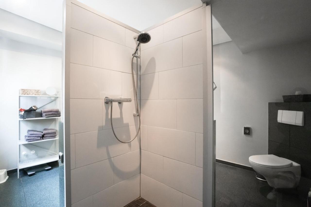 Loft13 Traumhafte Wohnung Mit Terrasse Fuer 8 Gaeste Monschau Exteriör bild