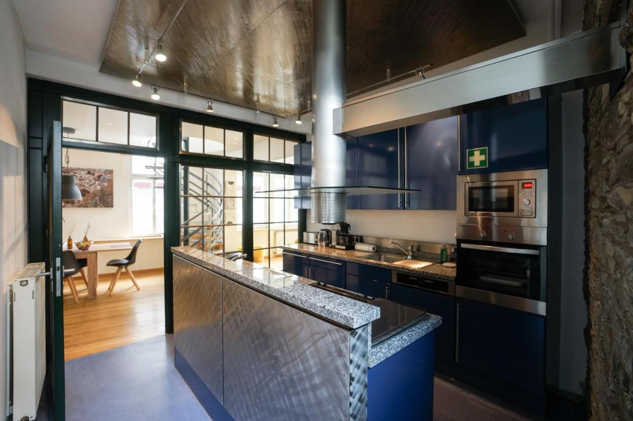 Loft13 Traumhafte Wohnung Mit Terrasse Fuer 8 Gaeste Monschau Exteriör bild