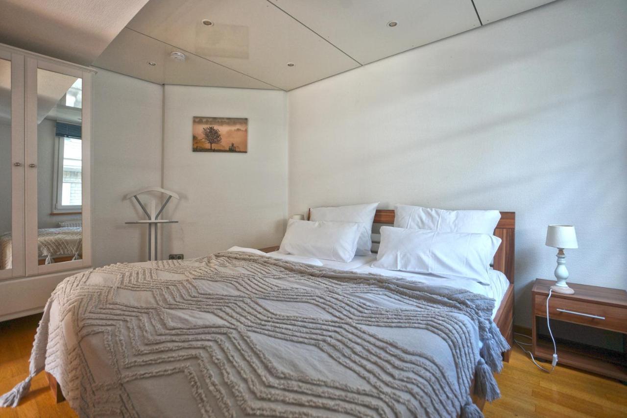 Loft13 Traumhafte Wohnung Mit Terrasse Fuer 8 Gaeste Monschau Exteriör bild
