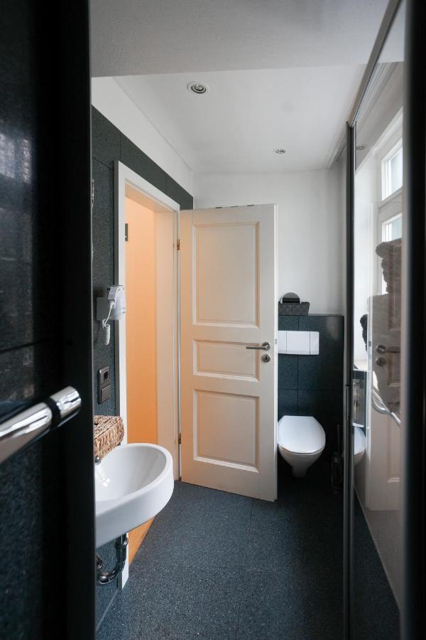 Loft13 Traumhafte Wohnung Mit Terrasse Fuer 8 Gaeste Monschau Exteriör bild