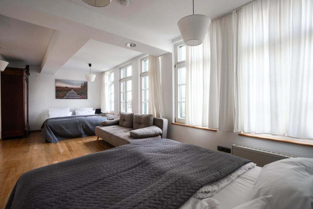 Loft13 Traumhafte Wohnung Mit Terrasse Fuer 8 Gaeste Monschau Exteriör bild